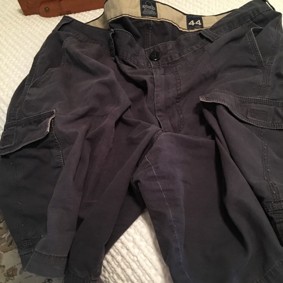 Men’s walking shorts - Picture 2 of 2